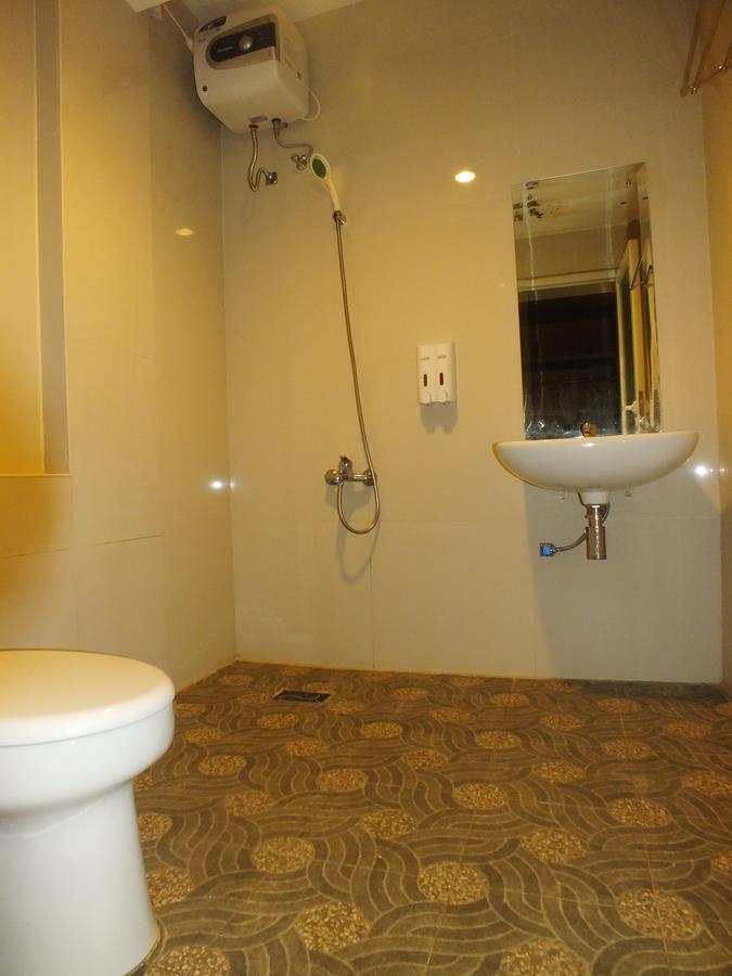Zamrud Malioboro Hotel Yogyakarta Exterior foto